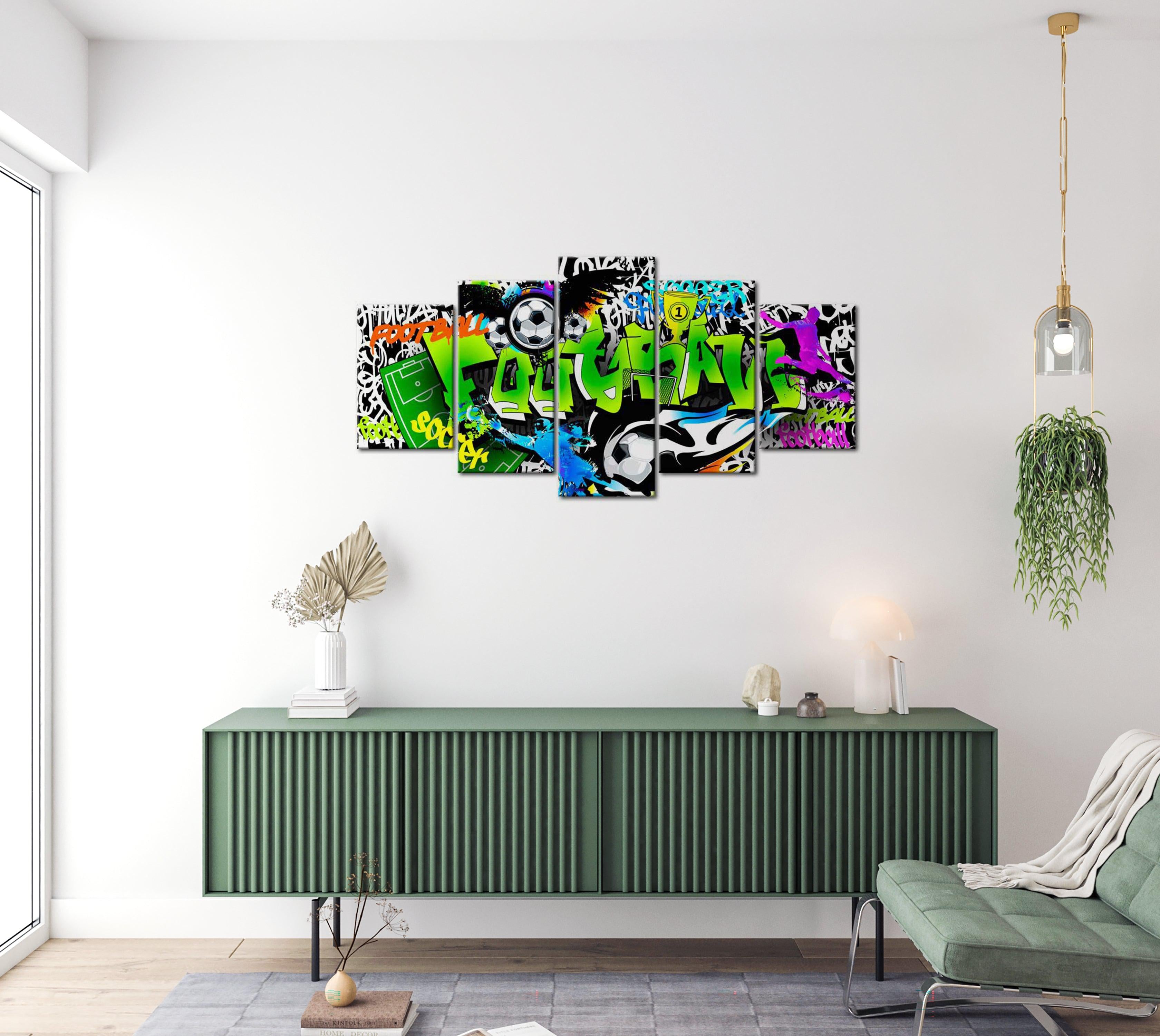 Stretched Canvas Street Art - Football Mania Green - 5 Pieces