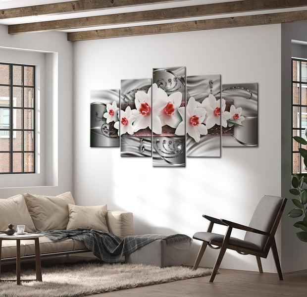 Glamour Canvas Wall Art - Silver Narcissi - 5 Pieces