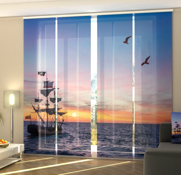 Set of 4 Panel Track Blinds - Antique Pirate Ship