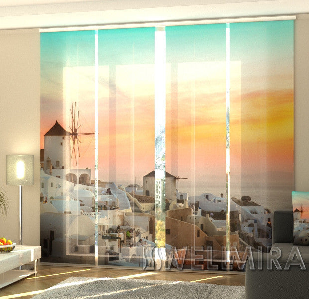 Set of 4 Panel Track Blinds - Greek Windmill