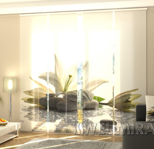 Set of 4 Panel Track Blinds - Lily on a Stone