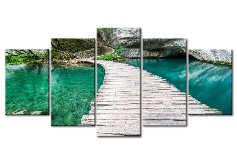Stretched Canvas Landscape Art - Turquoise Lake