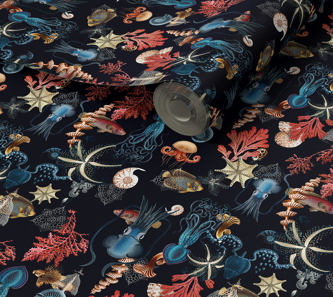 Premium Repeating Wallpaper - Submerged World - Black