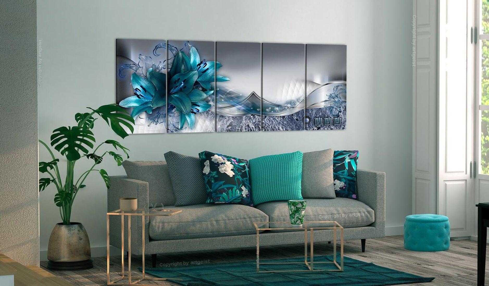 Stretched Canvas Glamour Art - Arctic Lilies