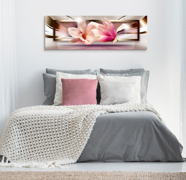 Stretched Canvas Glamour Art - Flowers Outside The Frame Narrow