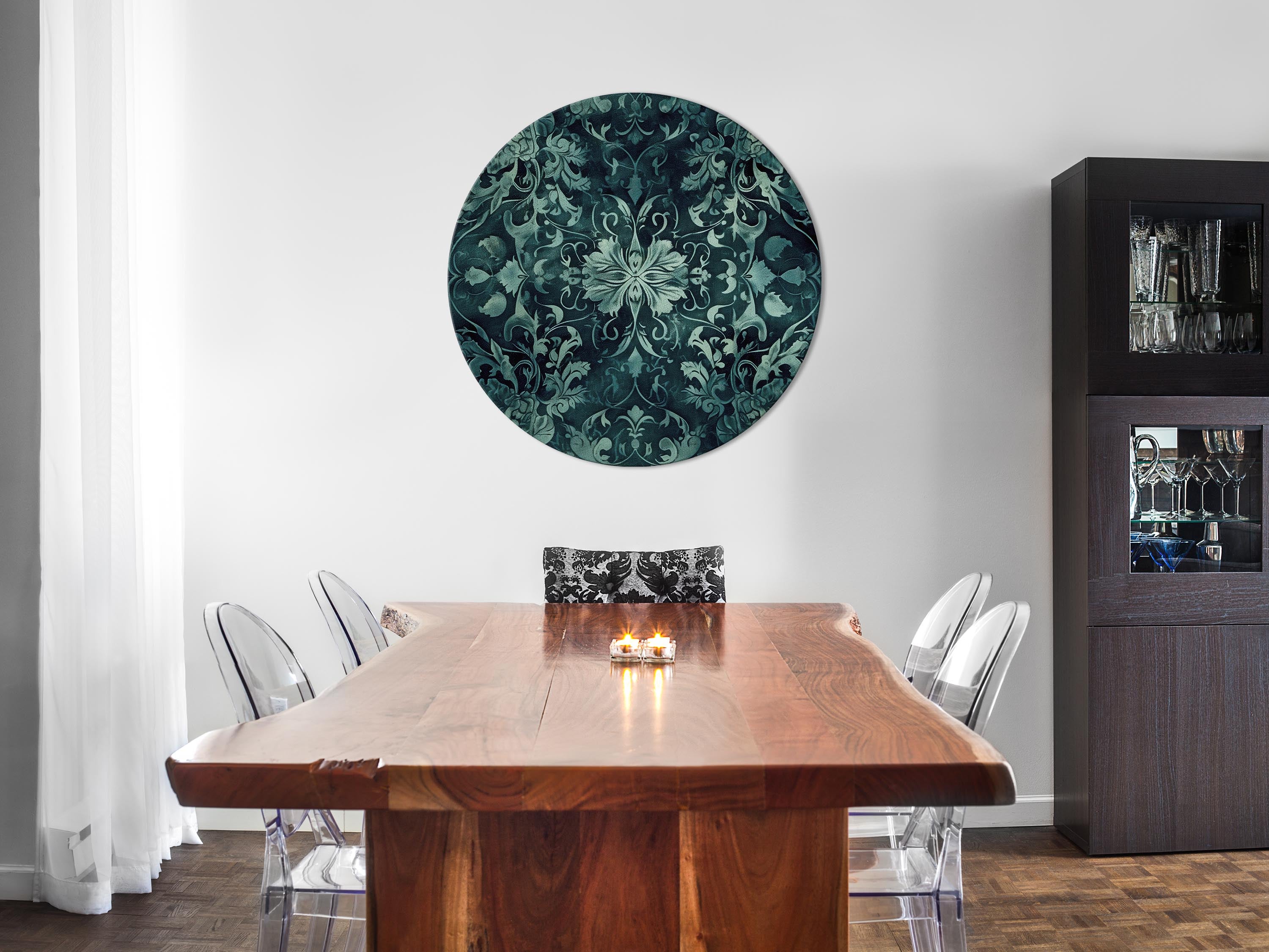 Round Canvas Print - Oriental Pattern Carpet: Emerald Ornaments and Worn Patterns