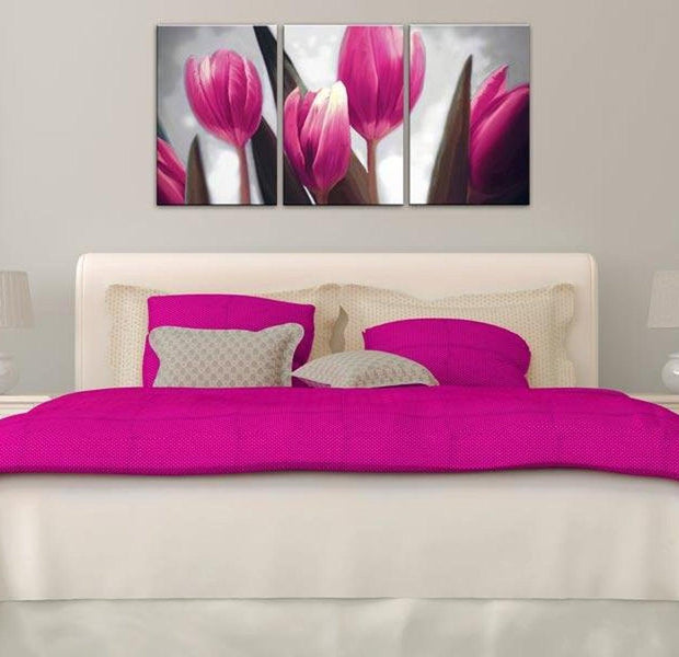Stretched Canvas Floral Art - Romantic Moments