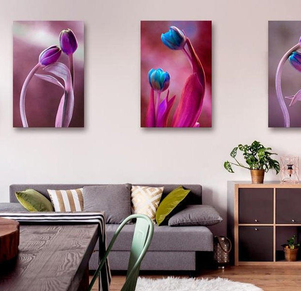 Stretched Canvas Botanical Art - Tulips In Love