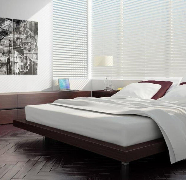 Stretched Canvas Wall Art - The Essence Of London - Triptych