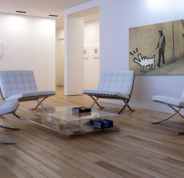 Stretched Canvas Street Art - Banksy: Barking Dog