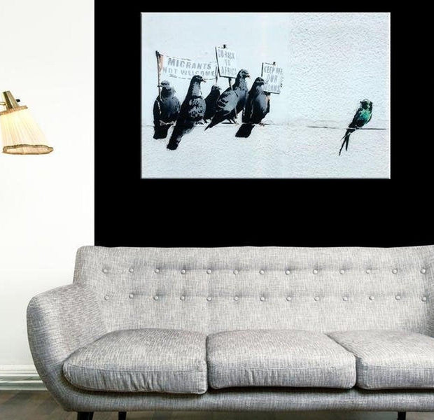 Stretched Canvas Street Art - Banksy: Protesting Birds