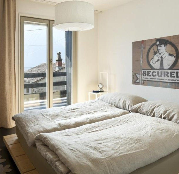 Stretched Canvas Street Art - Banksy: Secured