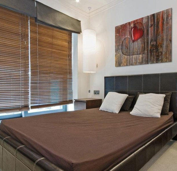 Stretched Canvas Vintage Art - Heart To Heart