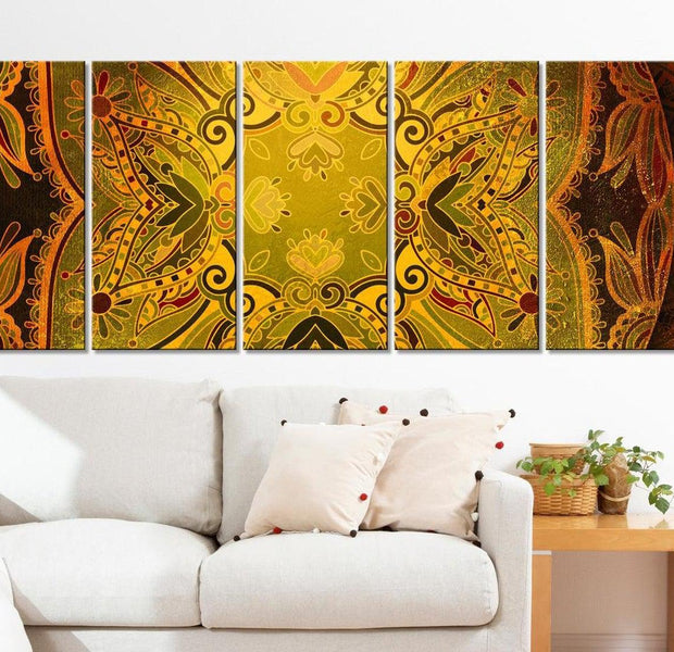 Stretched Canvas Zen Art - Mandala Flowery Wings