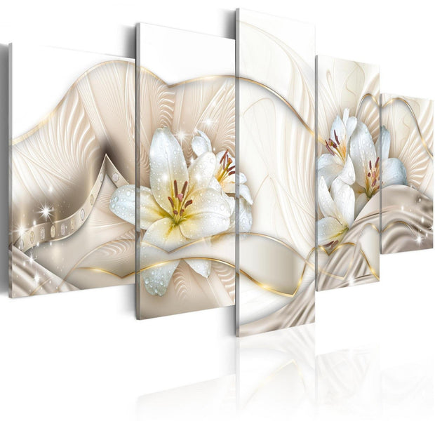 Glamour Stretched Canvas Art - Aphrodite'S Flowers-Tiptophomedecor
