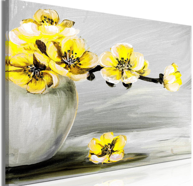 Stretched Canvas Floral Art - Lightness Of Light Wide Yellow-Tiptophomedecor