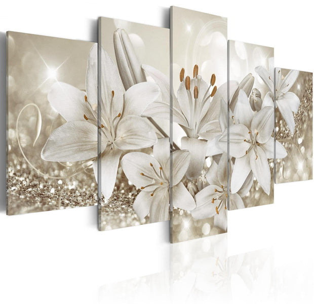 Stretched Canvas Floral Art - Queen Of Winter-Tiptophomedecor