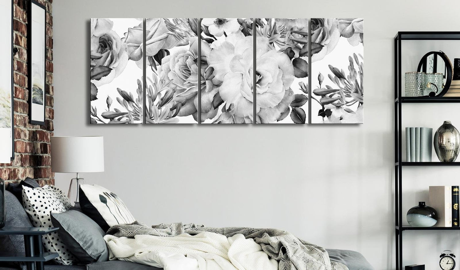 Stretched Canvas Floral Art - Rose Composition Narrow Black And White-Tiptophomedecor