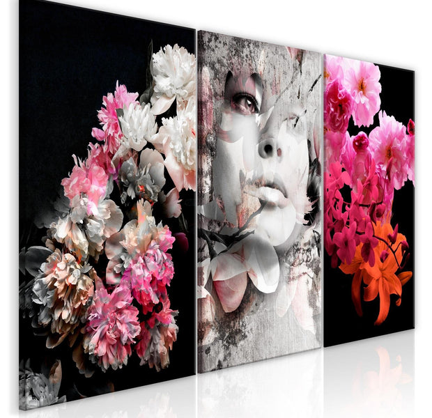 Stretched Canvas Nordic Art - Mature Infatuation-Tiptophomedecor