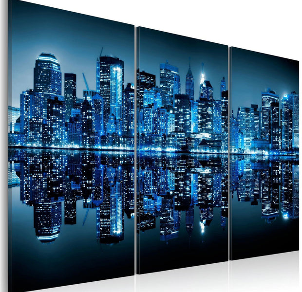 Stretched Canvas Places - Manhattan In Blue Shade-Tiptophomedecor