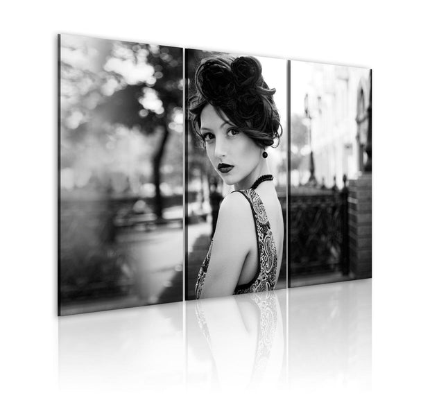 Stretched Canvas Still Life Art - An Elegant Woman, Retro Style-Tiptophomedecor